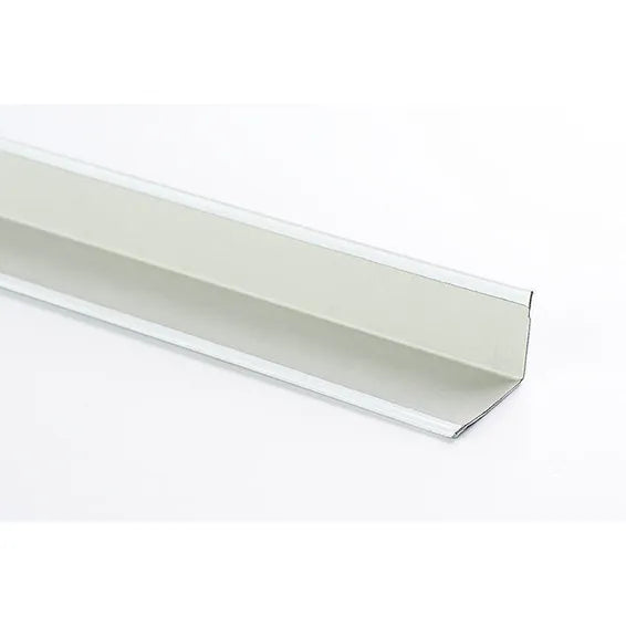 M6 White Wall Angle 25 x 19 x 3.6m